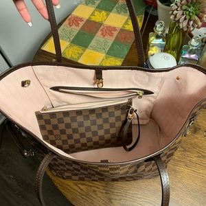 Louis Vuitton Tote